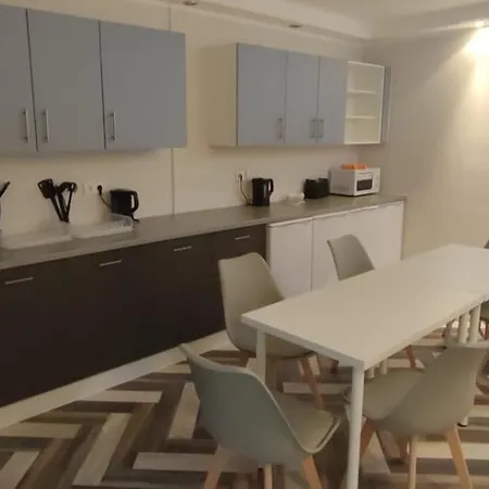 Sali Homes - In - Basic Aparthotel